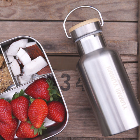 Yummii Yummii Termoflaske med bambus låg - 350 ml Thermo Bottles Stainless Steel 18/8