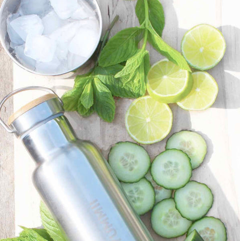 Yummii Yummii Termoflaske med bambus låg - 350 ml Thermo Bottles Stainless Steel 18/8