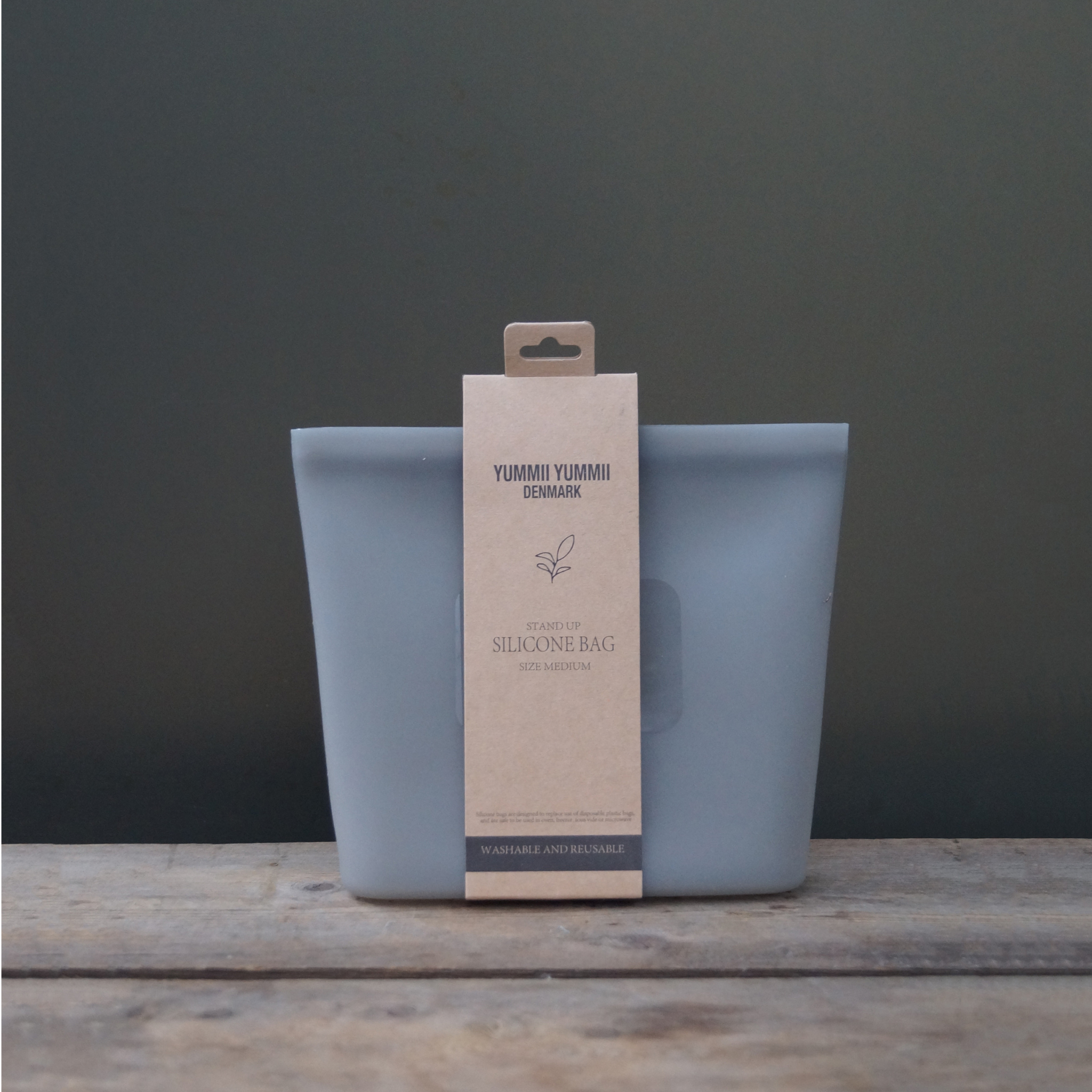 Standup silicone bag - light stone - medium